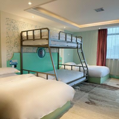 峡谷之巅五人房[光纤专线+网吧特权+高配电脑]