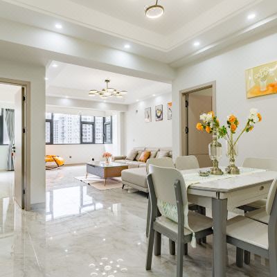 简约轻奢风两室一厅家庭套房