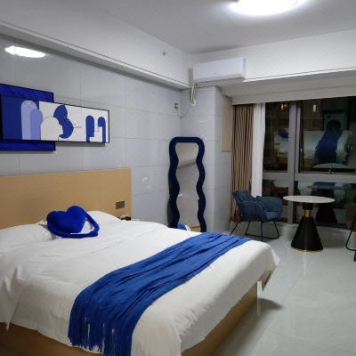 随享云雾盲盒大床房（舒心住+洗衣机冰箱）