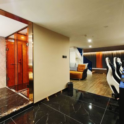 至尊棋牌loft四人间[4060Ti+卓威240HZ电竞显示器]+麻将桌+全屋智能+65寸电视