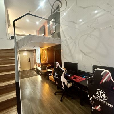 至尊智能loft双人间[4060ti+卓威2K240Hz电竞显示器]+全屋智能+65寸电视