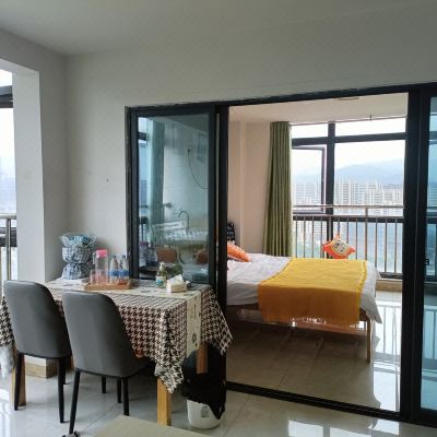 阳光一室一厅套房