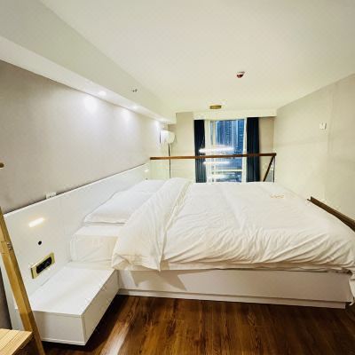 两只老虎智能设备主题房