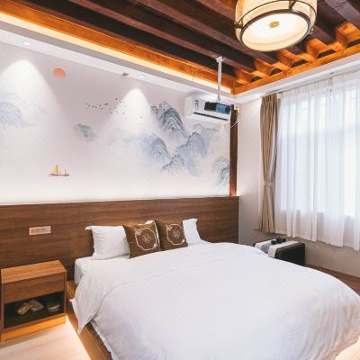 仲夏-豪华榻榻米（慕思床垫）