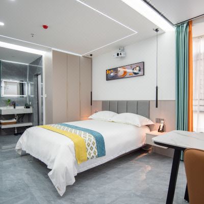 时尚优雅投影大床房