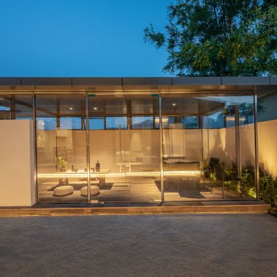 树下庭院复式套房