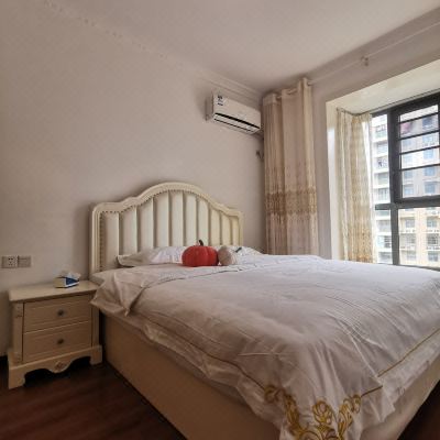 江景三室一厅套房