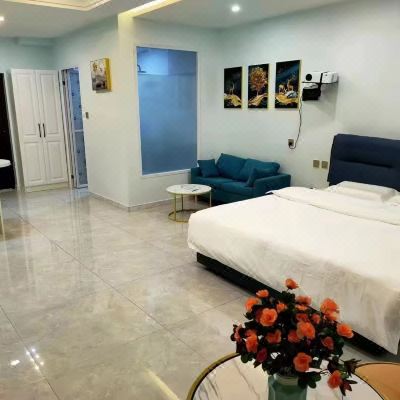 祥云梦露超大豪华影音智能房[巨幕150寸、智能门锁、自助入住]