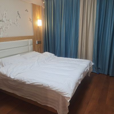 海景一室大床房