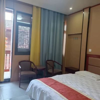 阳台观景大床房