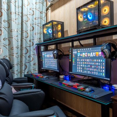 轻奢电竞大床房