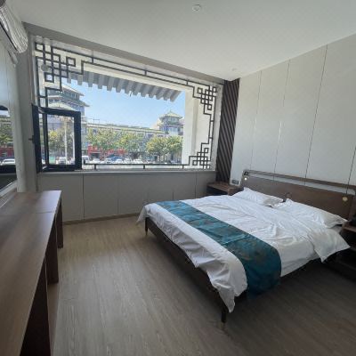 乐途豪华大床房