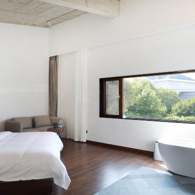 寻空・特大床房