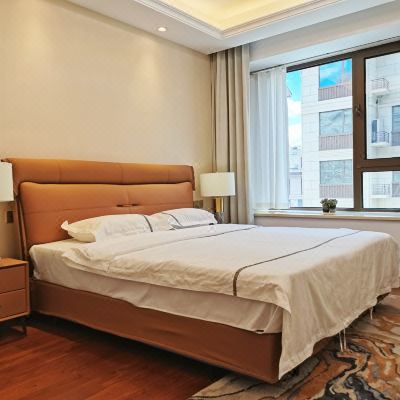 花园四室一厅套房