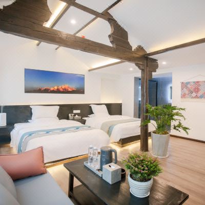 鉴山·舒适双床房