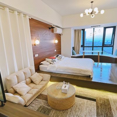 北欧日式影院大床房