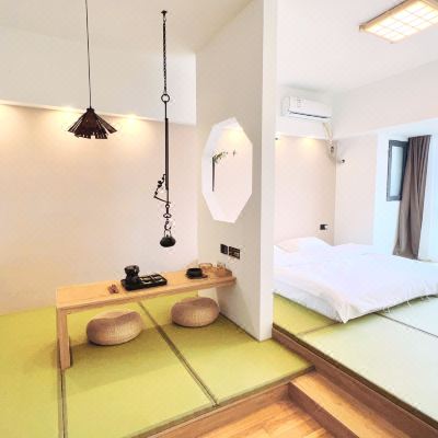 日式榻榻米影院房