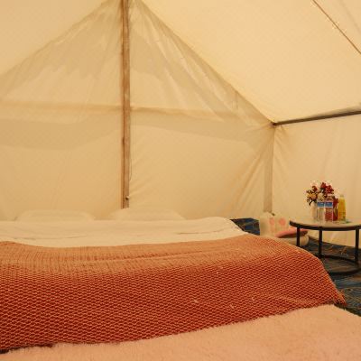 沙旅丨临湖大床蛋糕帐篷