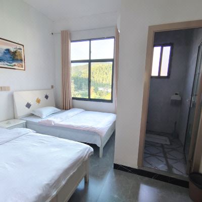 溪边民宿舒适双床房01号