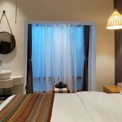 南山 · 特色大床房