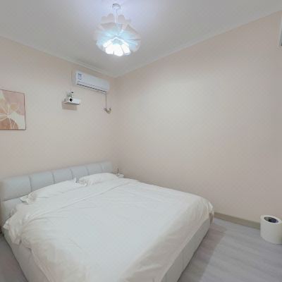 夏至-温馨奶油风套房-高清投影