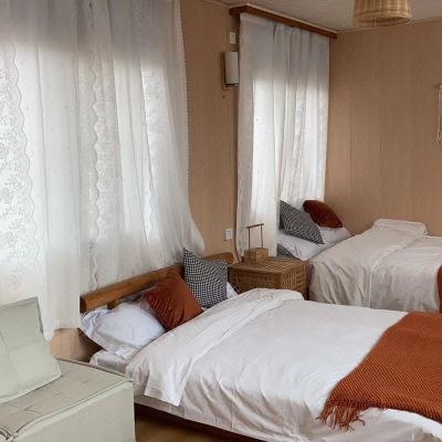 阳光一室二床房