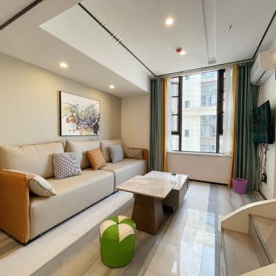 清闲时光主题房