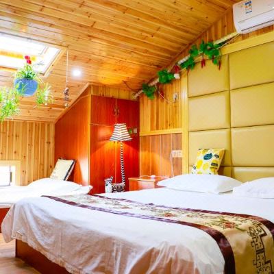 温馨小屋轻奢家庭房