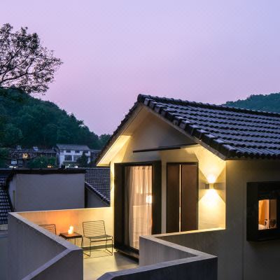 茶山阳台院景大床房（独享后山院景）