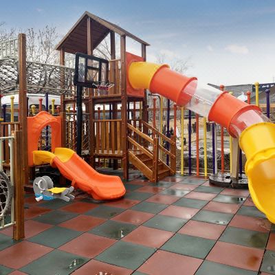 亲子游乐园主题庭院房