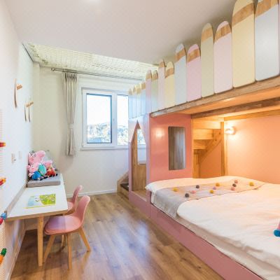 亲子豪华网床套房