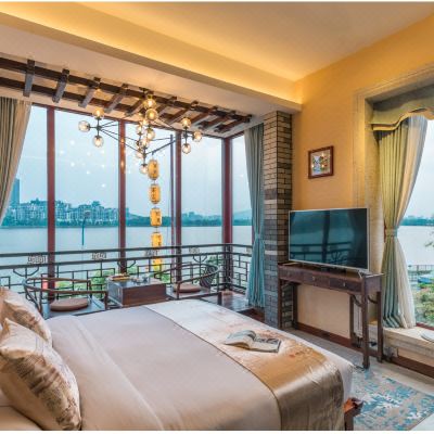 文华.浮梦茶台正湖景大床房（202）