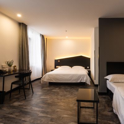 Ace home舒适家庭房