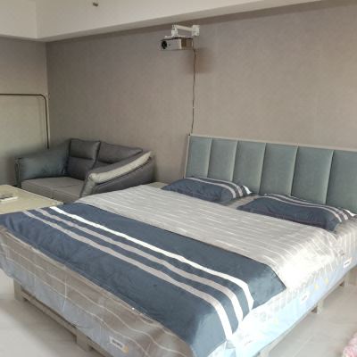 轻奢主题大床房