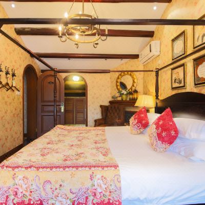 夏洛特·女王之城山景大床房