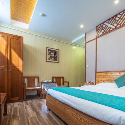 凤凰天池·日光大床房