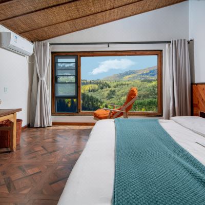 云漫山景阳光房：山景+休闲躺椅