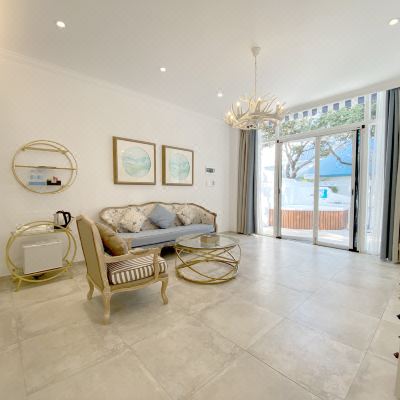 高级套房（一房一厅 双床） | 独立泡池