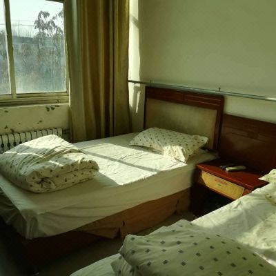 普通单人间(公共卫浴)