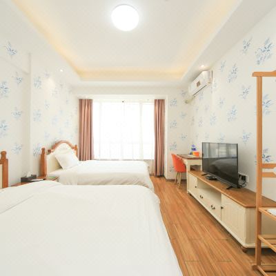 商务精品双床房（WIFI电视投屏+洗衣机）