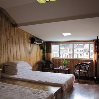 小木屋河景榻榻米房