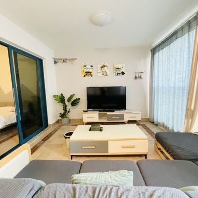 园林景三楼主题两室一厅