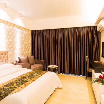 城景豪华大床间