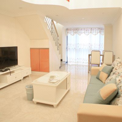 复式豪华双床房