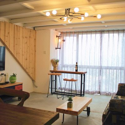 复式工业风大床房