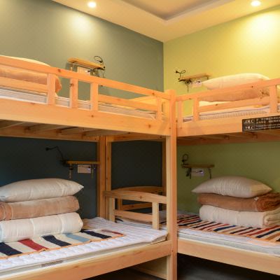 女生床位房（单床位，电热毯）