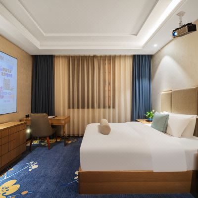 Max丨巨幕影音大床房