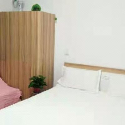 精选经济大床房