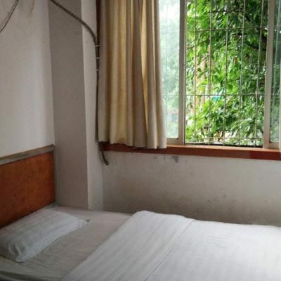 单人间(公共卫浴)