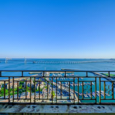 豪华2室一厅10人海景套房＋露台